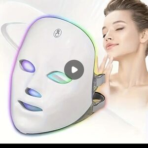 LED face mask
